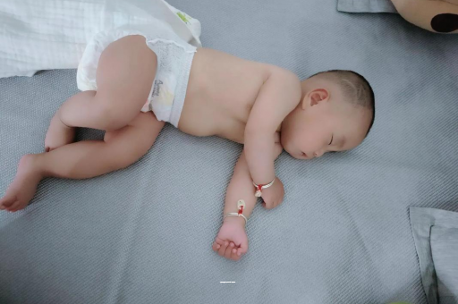 朔州宝宝偏头怎么纠正